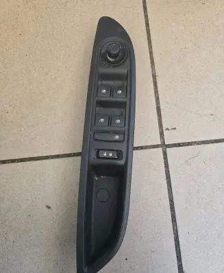 Opel Mokka Electric window control switch 95025518 20160106