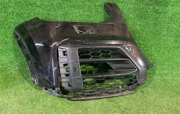Audi Q2 - Front bumper corner part panel trim 