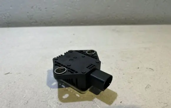 Audi A4 S4 B8 8K ESP acceleration yaw rate sensor 8K0907637A 0265005667 7006877