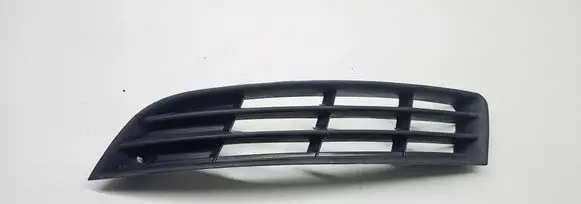 Volkswagen PASSAT B6 Front grill CHVW11039G2 3C0853665