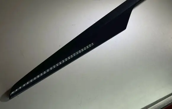 Dashboard glove box trim