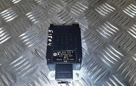 Volkswagen Golf VI Engine control unit/module 5M0035570B