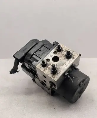 Volkswagen PASSAT B5 ABS Pump 8E0614111 764594 0273004132
