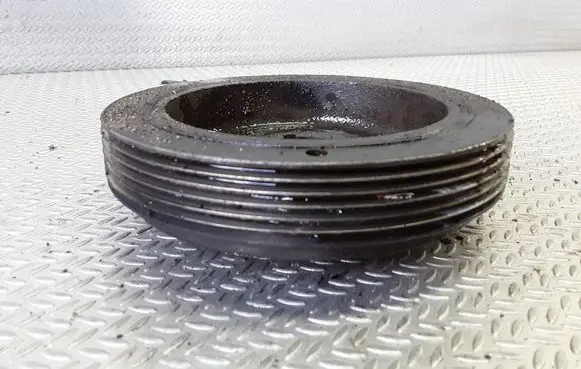 Peugeot 406 Crankshaft pulley