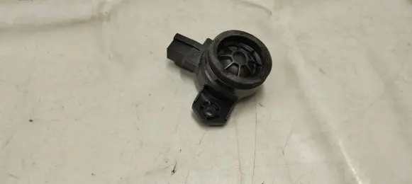 Front door high frequency speaker