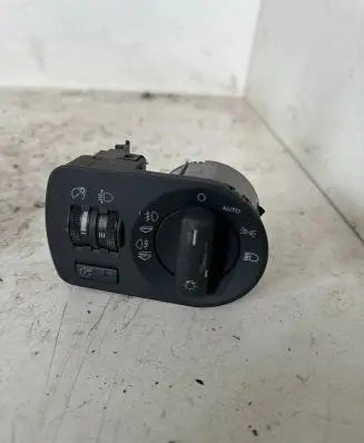 Audi A3 S3 8P Light switch 8P2941531q 060208 04058150