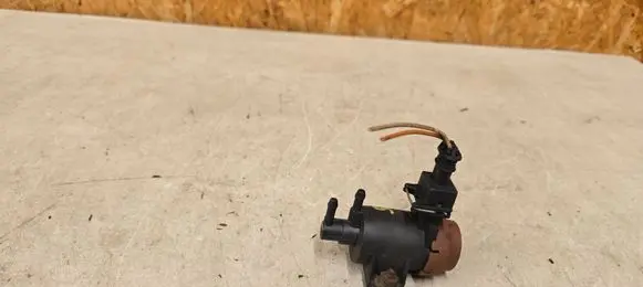 Opel Vivaro Turbo solenoid valve
