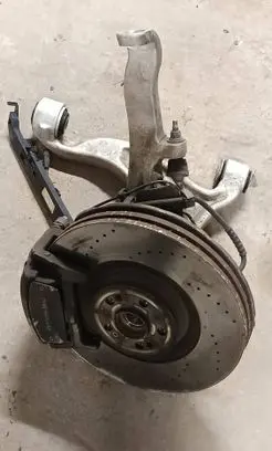 Mercedes-Benz GLE W167 Front wheel hub spindle knuckle A16726R