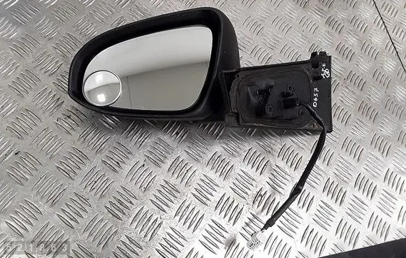 Toyota Yaris Front door electric wing mirror 6402200