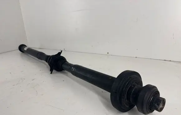 Volkswagen Touareg II Drive shaft (set) 7P0521102R 7P0521102T