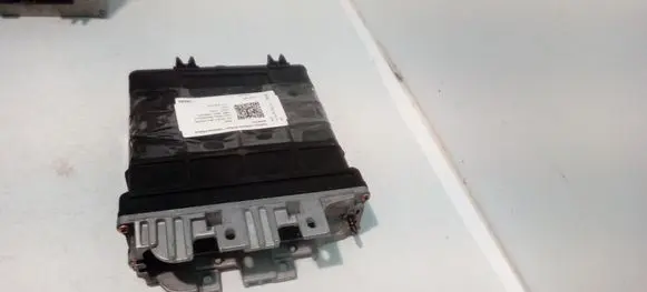 Audi A4 S4 B5 8D Engine control unit/module 0281001366 028906021F