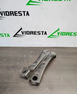 Audi A3 S3 A3 Sportback 8P Radiator support slam panel bracket 8P0805202A KA9257