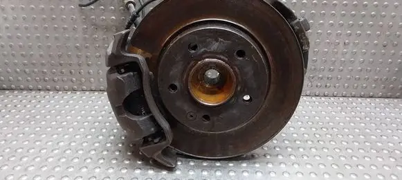 Mercedes-Benz A W168 Front wheel hub spindle knuckle 6813