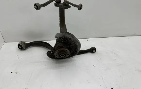 Audi A7 S7 4G Front wheel hub spindle knuckle 4G0407242D 03323920583 090811