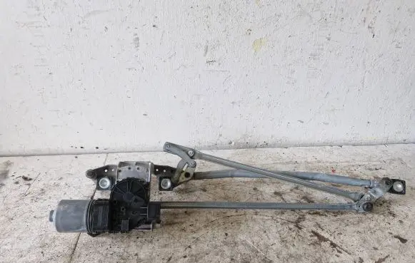 Ford C-MAX I Front wiper linkage and motor 3M5117508AA 0390241724 B0SCCC5P2