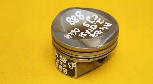 Audi A4 S4 B8 8K Piston 