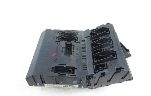Renault Megane I Central body control module 77003297183J S103600300L