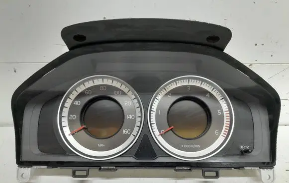 Volvo S60 Speedometer (instrument cluster) 31343330AA 31343330