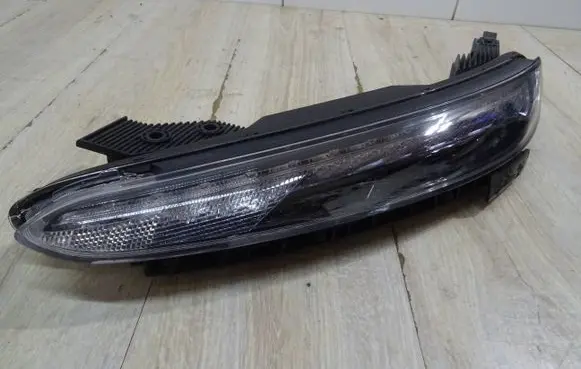 Hyundai Kona I LED Daytime headlight 92207J9600