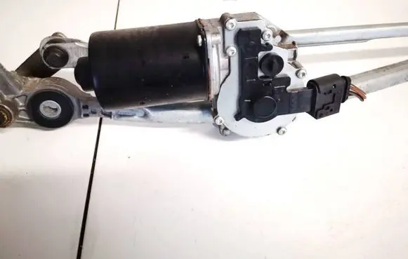 BMW 3 E90 E91 Wiper motor 697826301 6978263