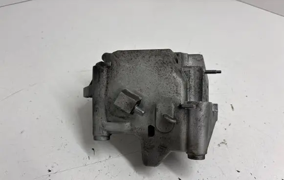 Peugeot 308 Fuel filter bracket/mount holder 9804498180