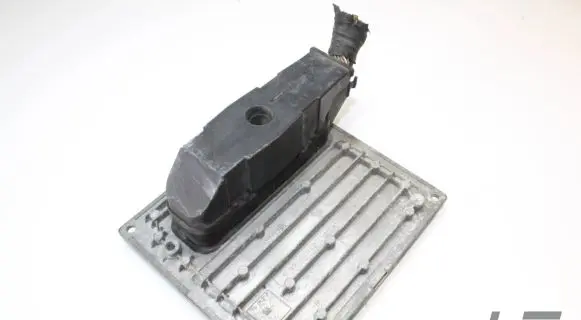 Ford Fiesta Engine control unit/module 6S6112A650FD