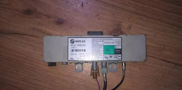 BMW 3 E46 Antenna control unit 65258368209 65.25-8368209