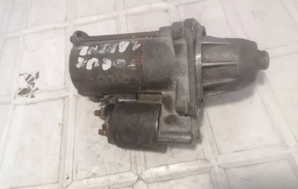 Ford Focus Starter motor YS4U11000AB