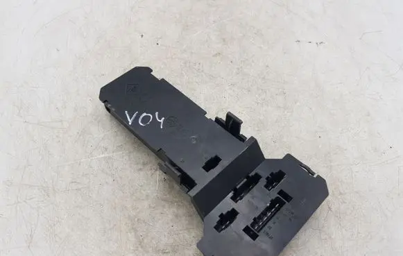 Tail light part