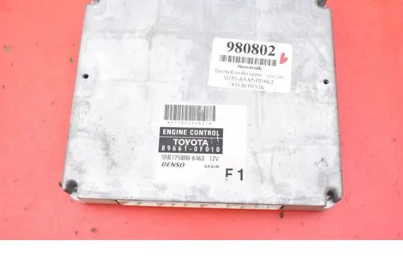 Toyota Corolla Verso E121 Engine control unit/module ECU 89661-0F010
