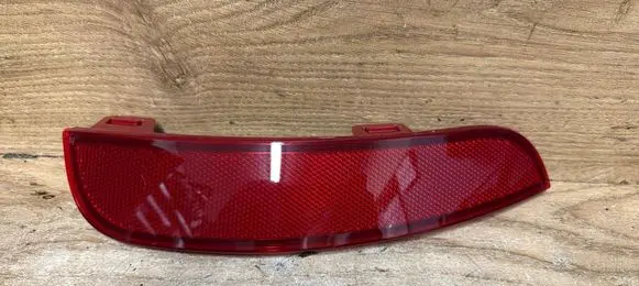 Volvo V50 Front reflector 30763345