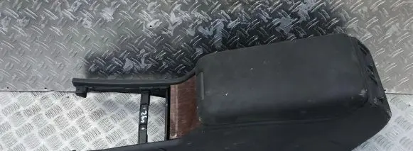 Mercedes-Benz E W210 Armrest e9300411