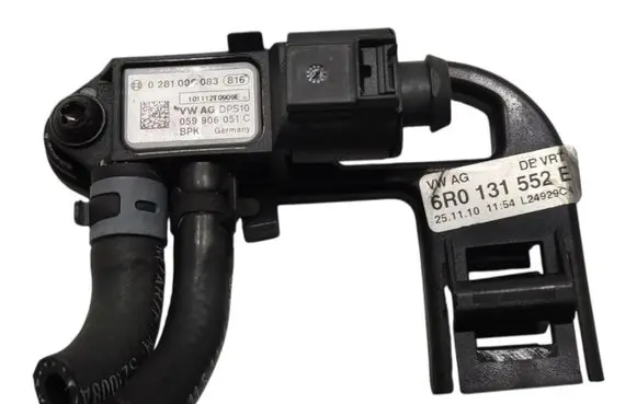 Audi A1 Exhaust gas pressure sensor 6R0131552E 059906051C