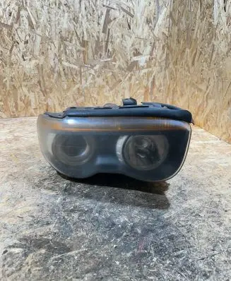 BMW 7 E65 E66 Headlight/headlamp 15621000