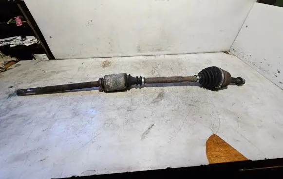 Renault Master II Front driveshaft