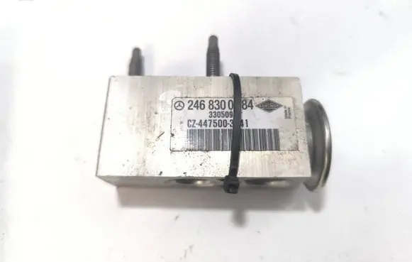 Mercedes-Benz B W246 W242 Air conditioning (A/C) expansion valve 2468300084 CZ4475003