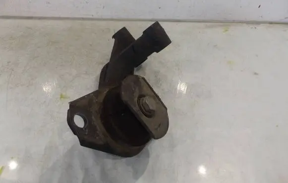 Alfa Romeo 147 Gearbox mounting bracket 