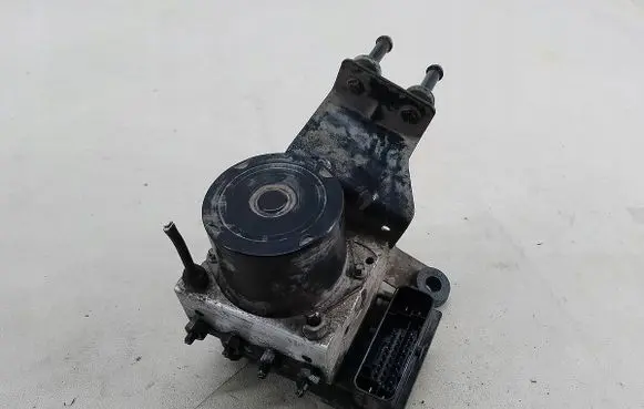 Skoda Praktik (5J8) ABS Pump
