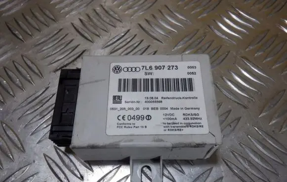 Volkswagen Touareg I Tire pressure control unit 7L6907273