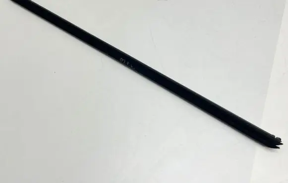 Audi Q3 F3 Rubber seal front coupe door window 83A837479