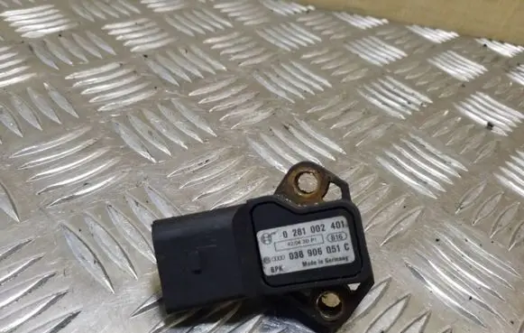 Volkswagen Transporter - Caravelle T5 Air pressure sensor 0281002401 038906051C