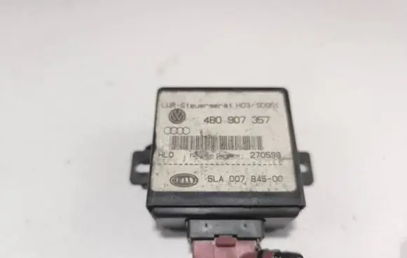 Audi A6 S6 C5 4B Light module LCM 4B0907357 5LA00784500