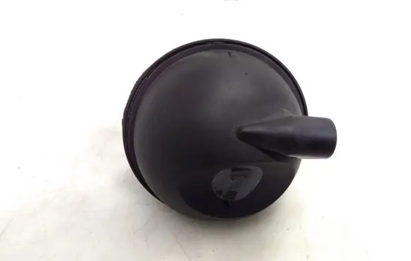 Vacuum air tank