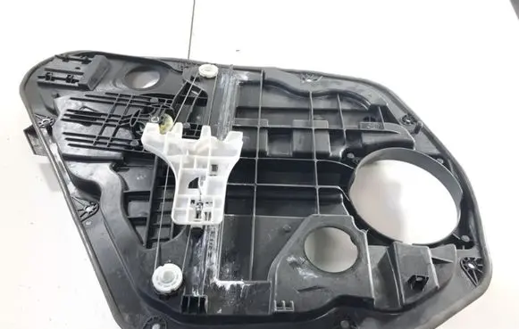 Hyundai i40 Rear window lifting mechanism without motor 814203Z010
