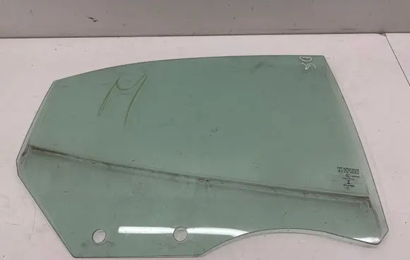 Opel Mokka B Rear door window glass