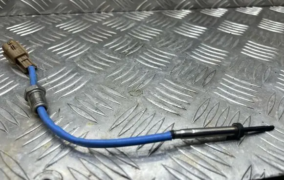 Opel Vivaro Exhaust gas temperature sensor 226404435R