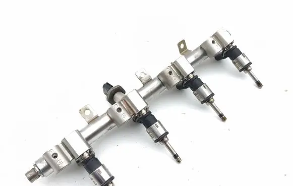KIA Sportage Fuel injectors set 9041090015 14801632 1346608XP