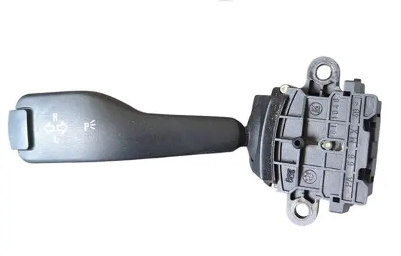 BMW 5 E39 Indicator stalk 8363668K 01104010