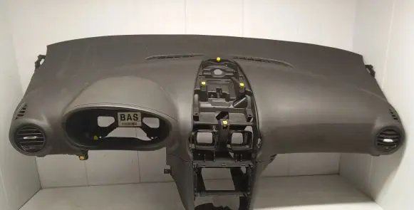 Opel Corsa D Dashboard 13184065