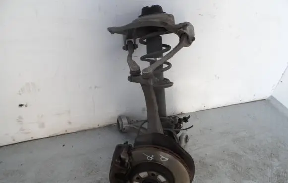 Audi A4 S4 B8 8K Front wheel hub spindle knuckle